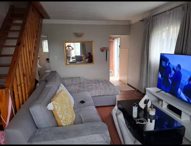 2 BEDROOM DUPLEX FOR SALE IN ERASMUSKLOOF